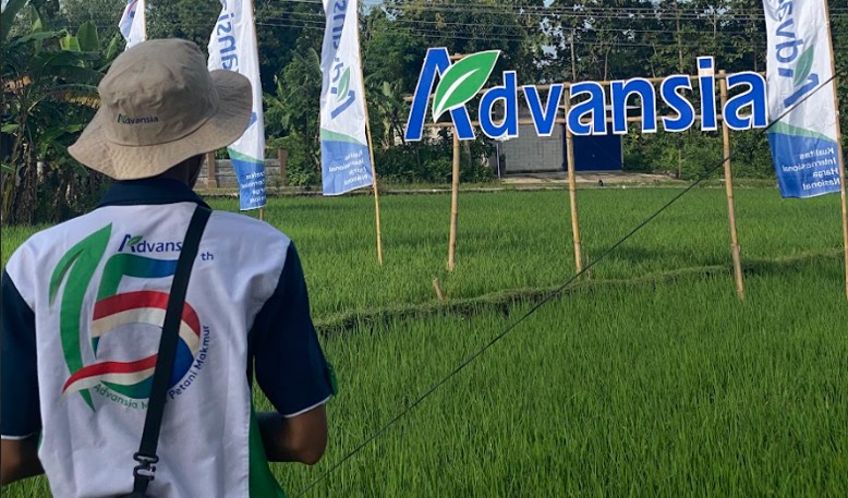 Karnaval Advansia Sragen - Petani Padi